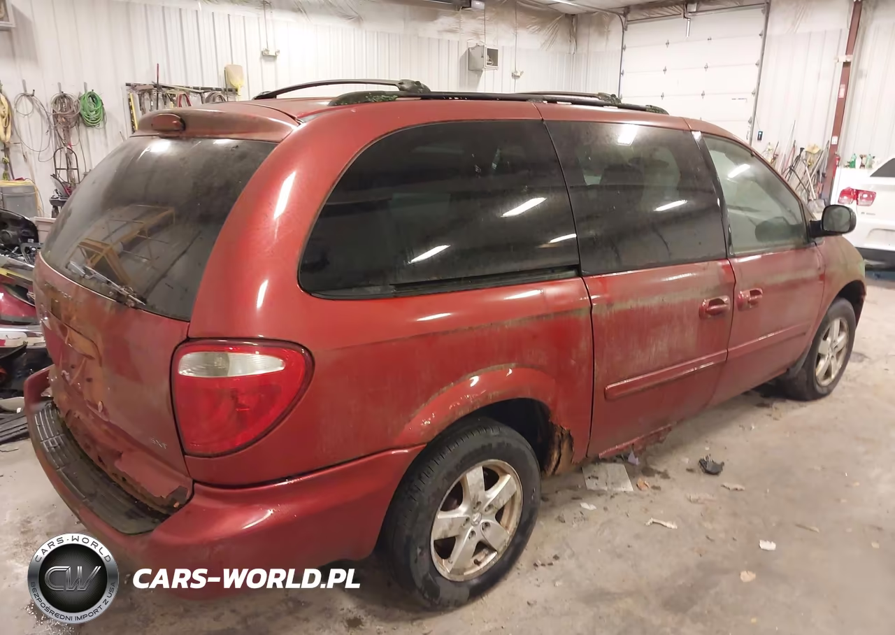 2007 Dodge Grand Caravan Sxt VIN:2D4GP44L47R264377 - 4