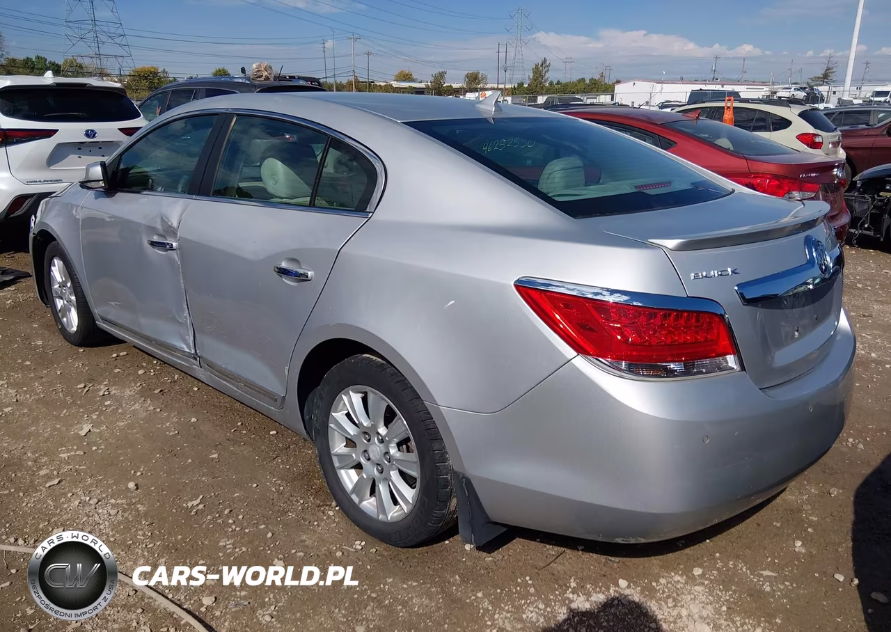 2013 Buick Lacrosse Leather Group VIN:1G4GC5ER4DF301606 - 3