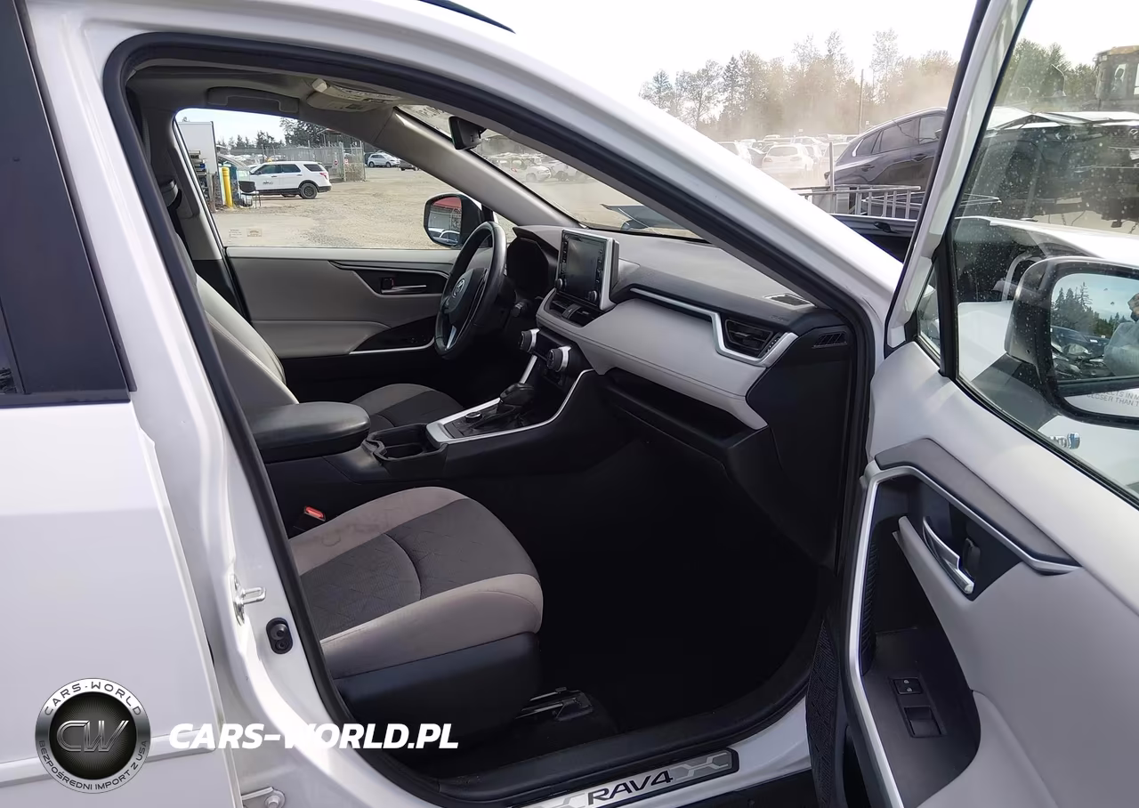 2019 Toyota Rav4 Hybrid Xle VIN:2T3RWRFV2KW010508 - 17