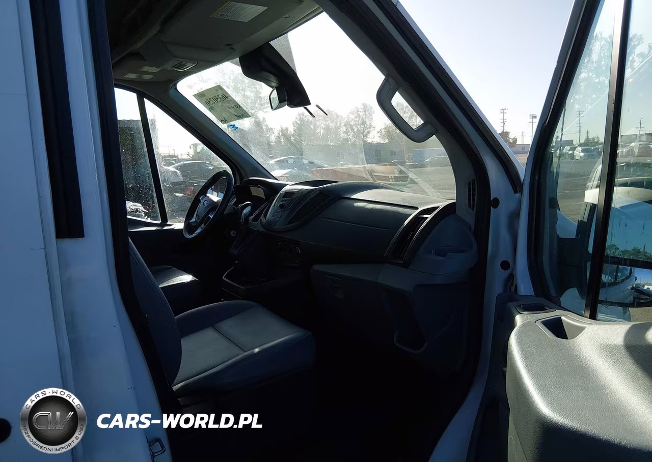 2018 Ford Transit-350 VIN:1FTBW2CG2JKB29794 - 5