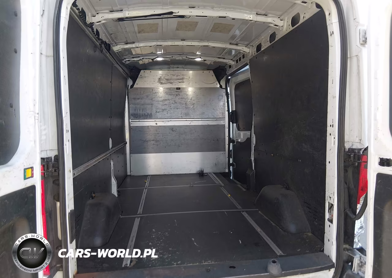 2018 Ford Transit-350 VIN:1FTBW2CG2JKB29794 - 8