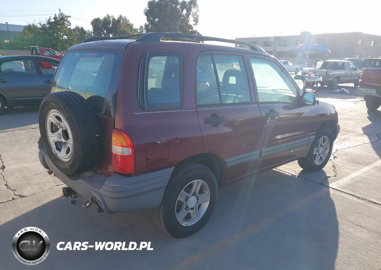 2003 Chevrolet Tracker Hard Top Base VIN:2CNBE13C836926479 - 4