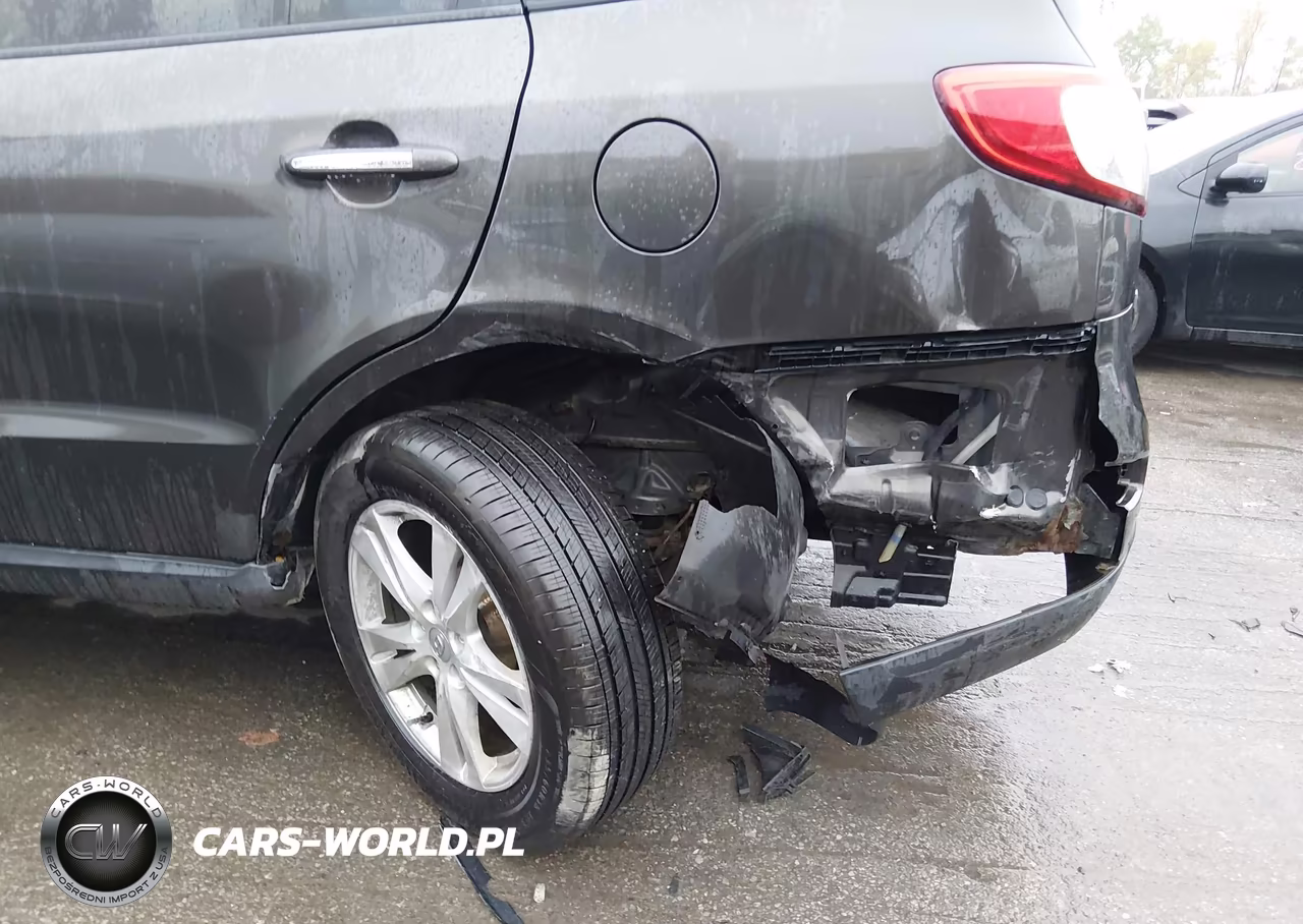 2011 Hyundai Santa Fe Limited V6 VIN:5XYZKDAG6BG085024 - 6