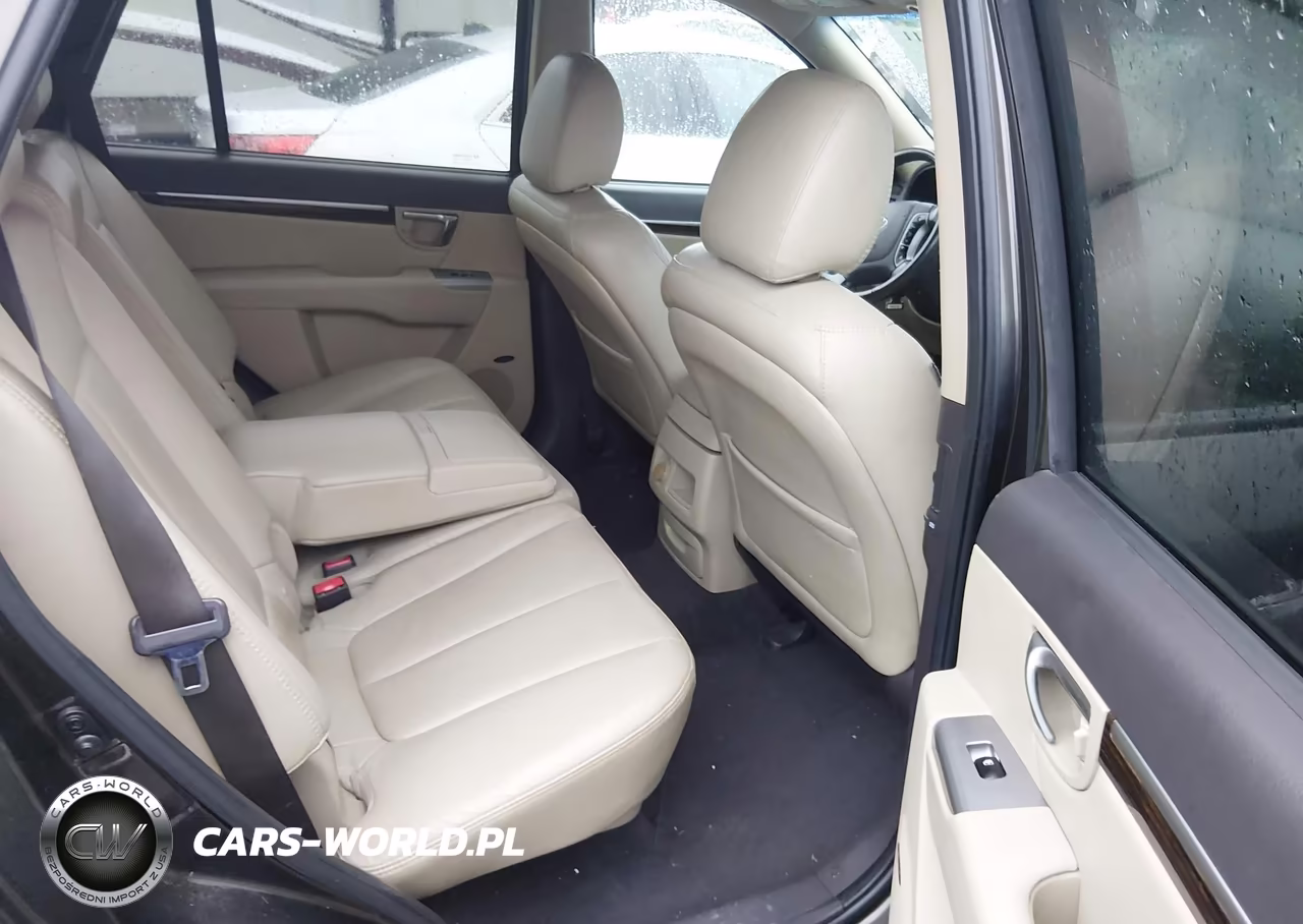 2011 Hyundai Santa Fe Limited V6 VIN:5XYZKDAG6BG085024 - 8