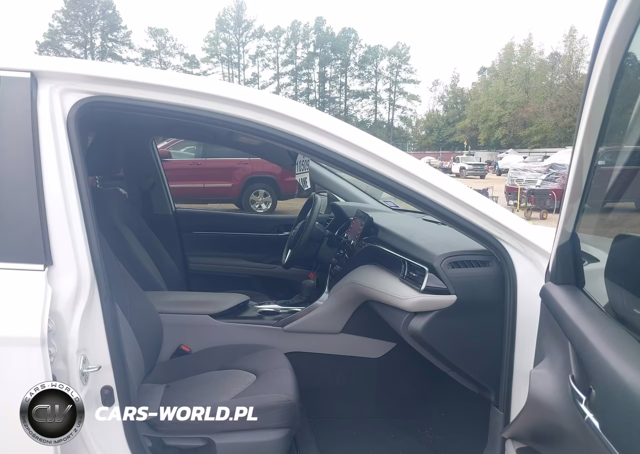 2021 Toyota Camry Le Hybrid VIN:4T1C31AK2MU552555 - 5