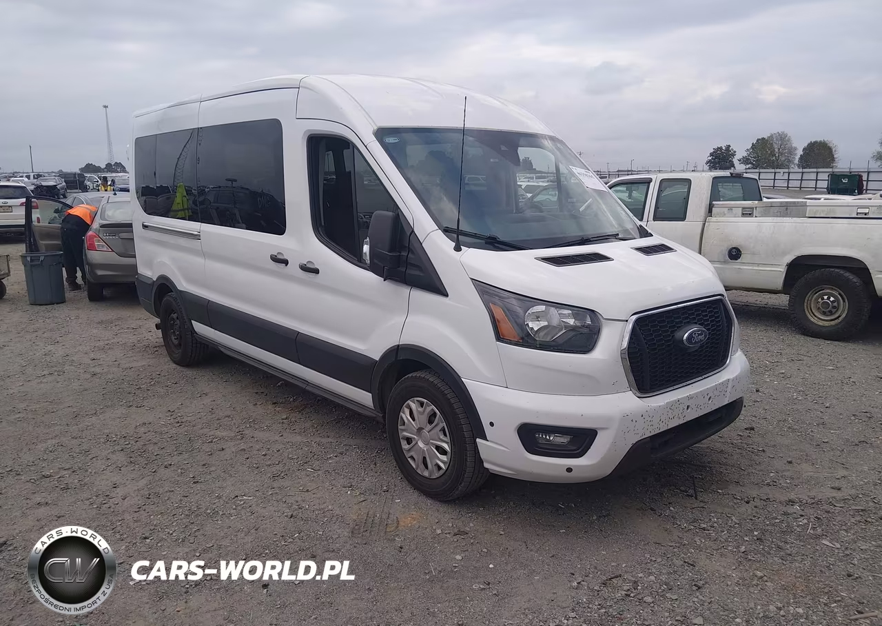 2025 Ford Transit-350 Passenger Van Xlt