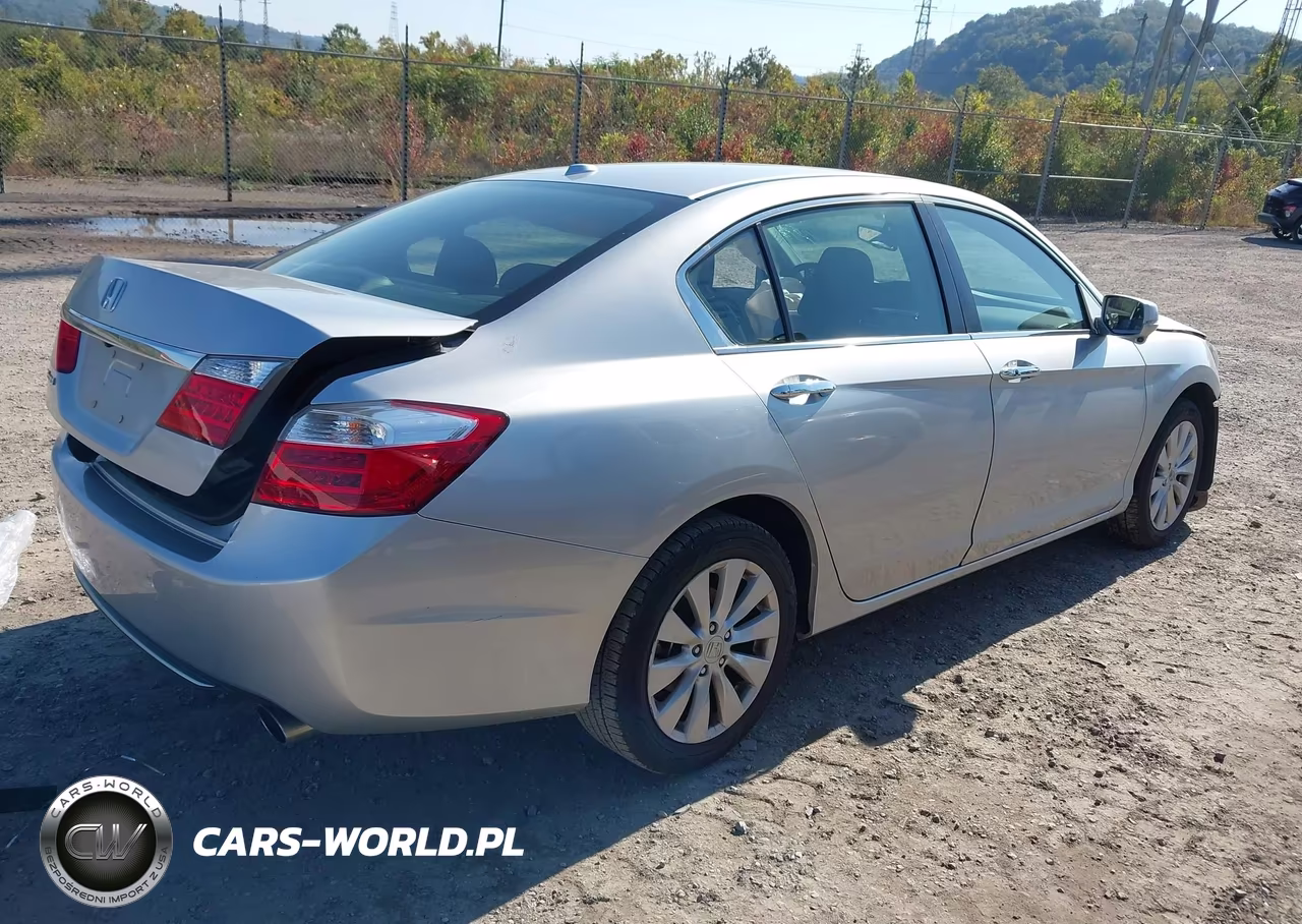 2015 Honda Accord Ex-L VIN:1HGCR2F81FA173994 - 4