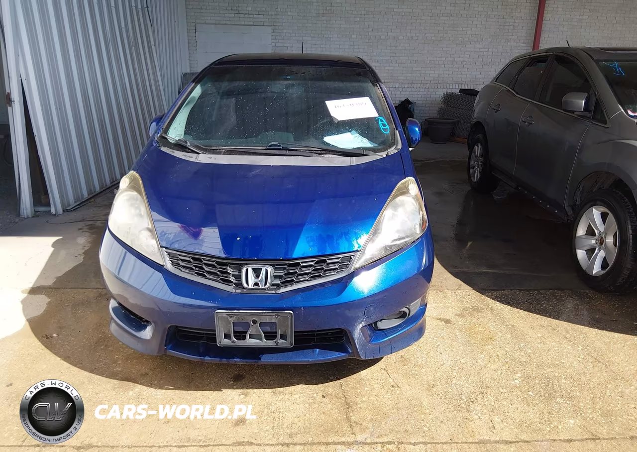 2013 Honda Fit Sport VIN:JHMGE8G51DC028912 - 12