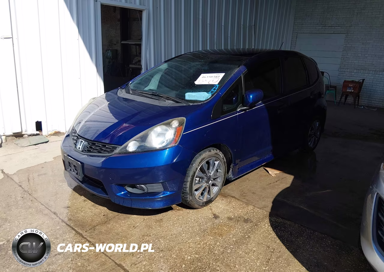 2013 Honda Fit Sport VIN:JHMGE8G51DC028912 - 2