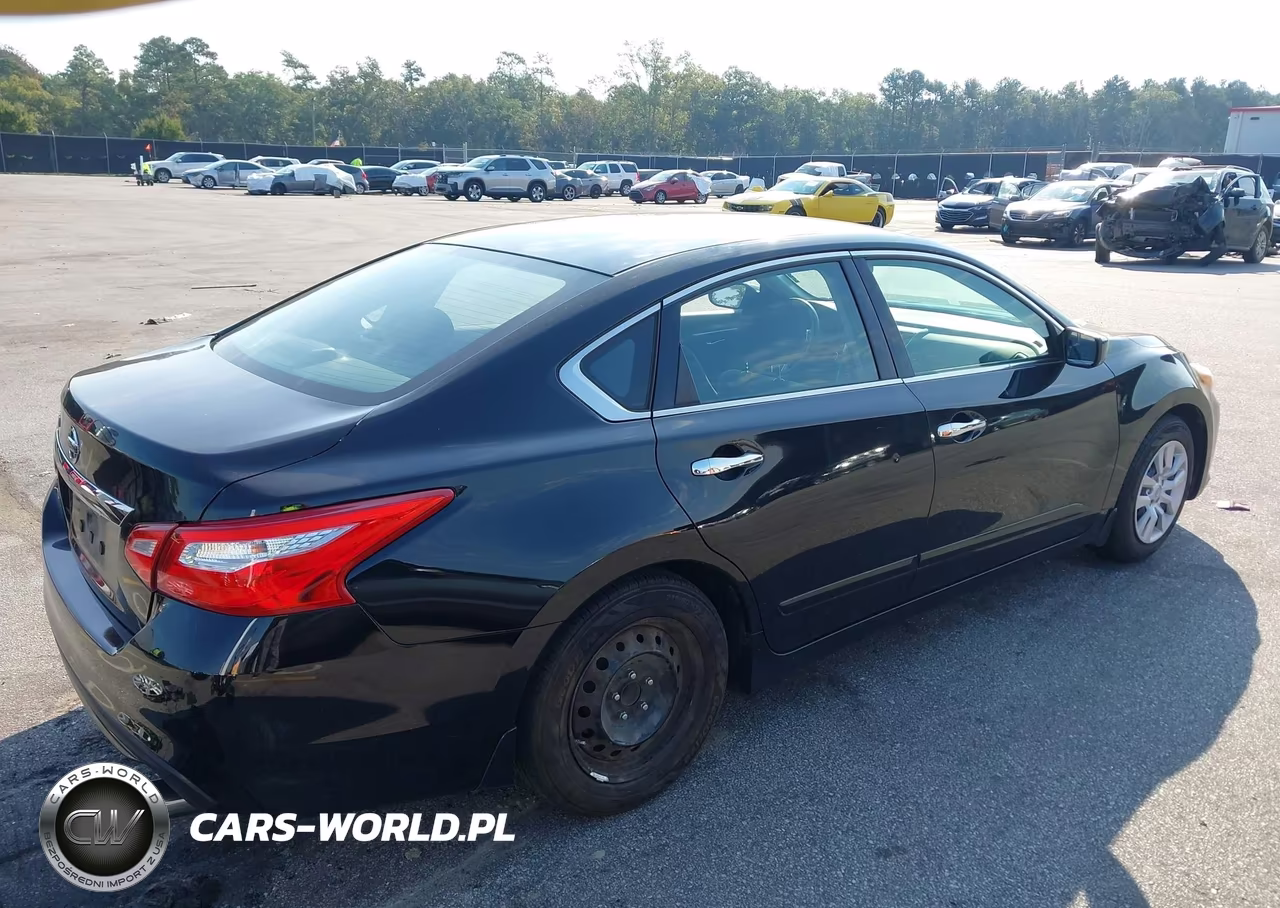 2016 Nissan Altima 2.5 S VIN:1N4AL3AP2GN385041 - 4