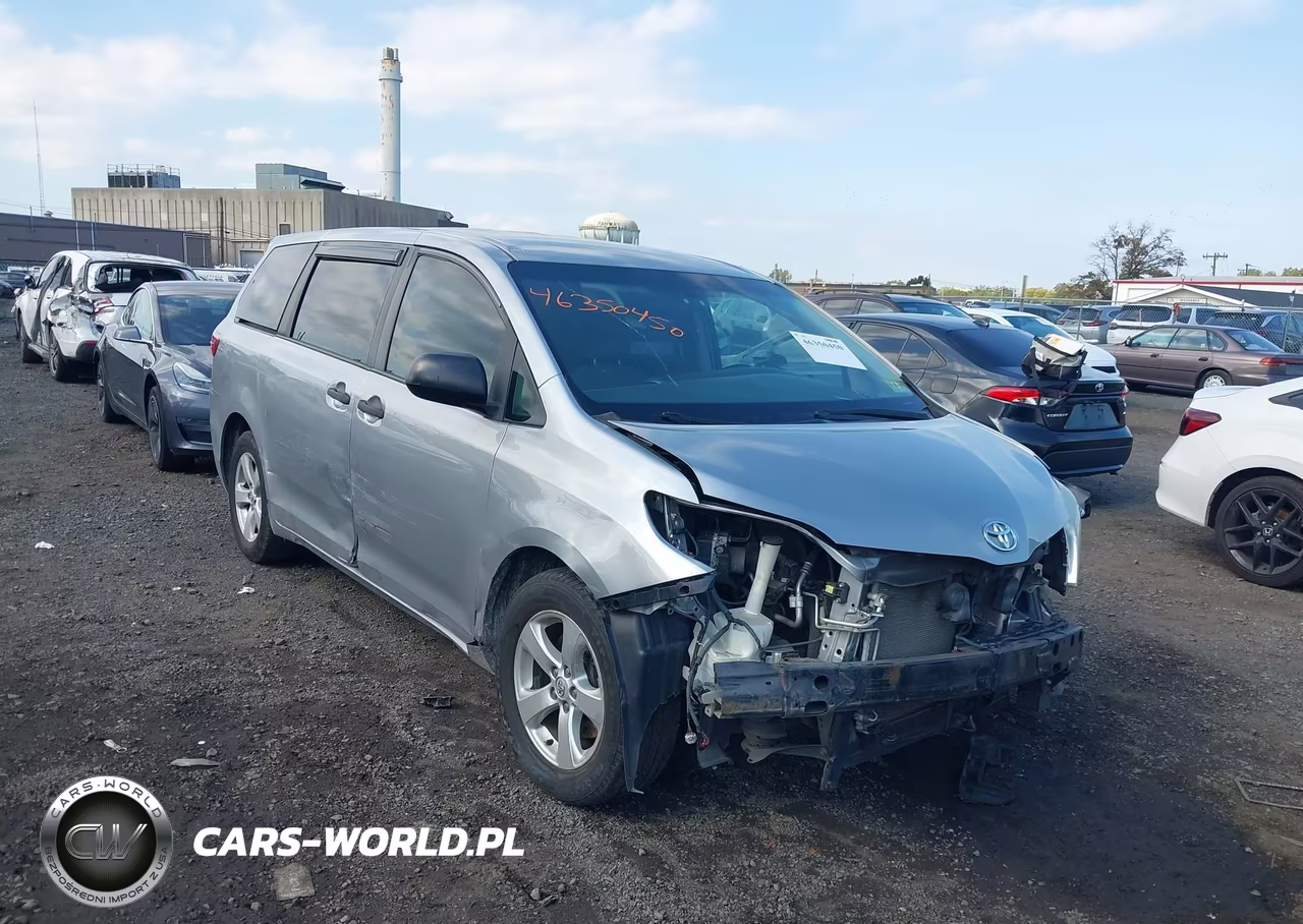 2017 Toyota Sienna L 7 Passenger VIN:5TDZZ3DC2HS843788 - 6