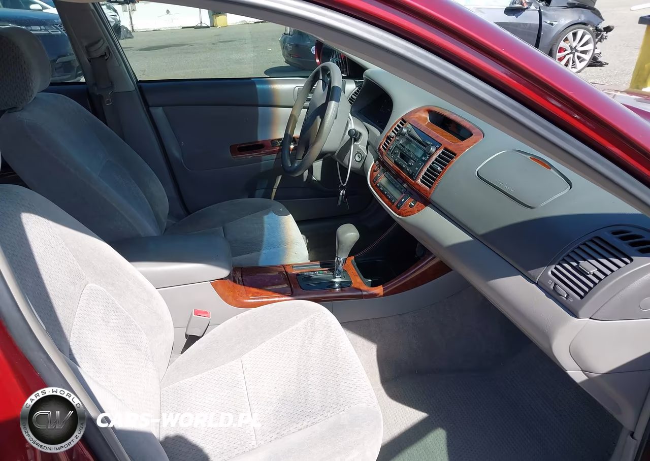 2003 Toyota Camry Xle VIN:4T1BE32K83U219730 - 5