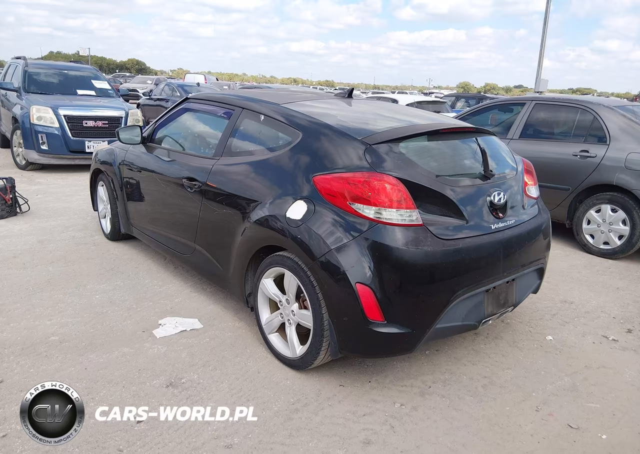 2012 Hyundai Veloster Base W-Black VIN:KMHTC6AD0CU027426 - 3