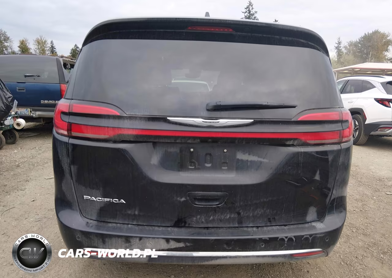 2025 Chrysler Pacifica Select VIN:2C4RC1BG4SR594809 - 17
