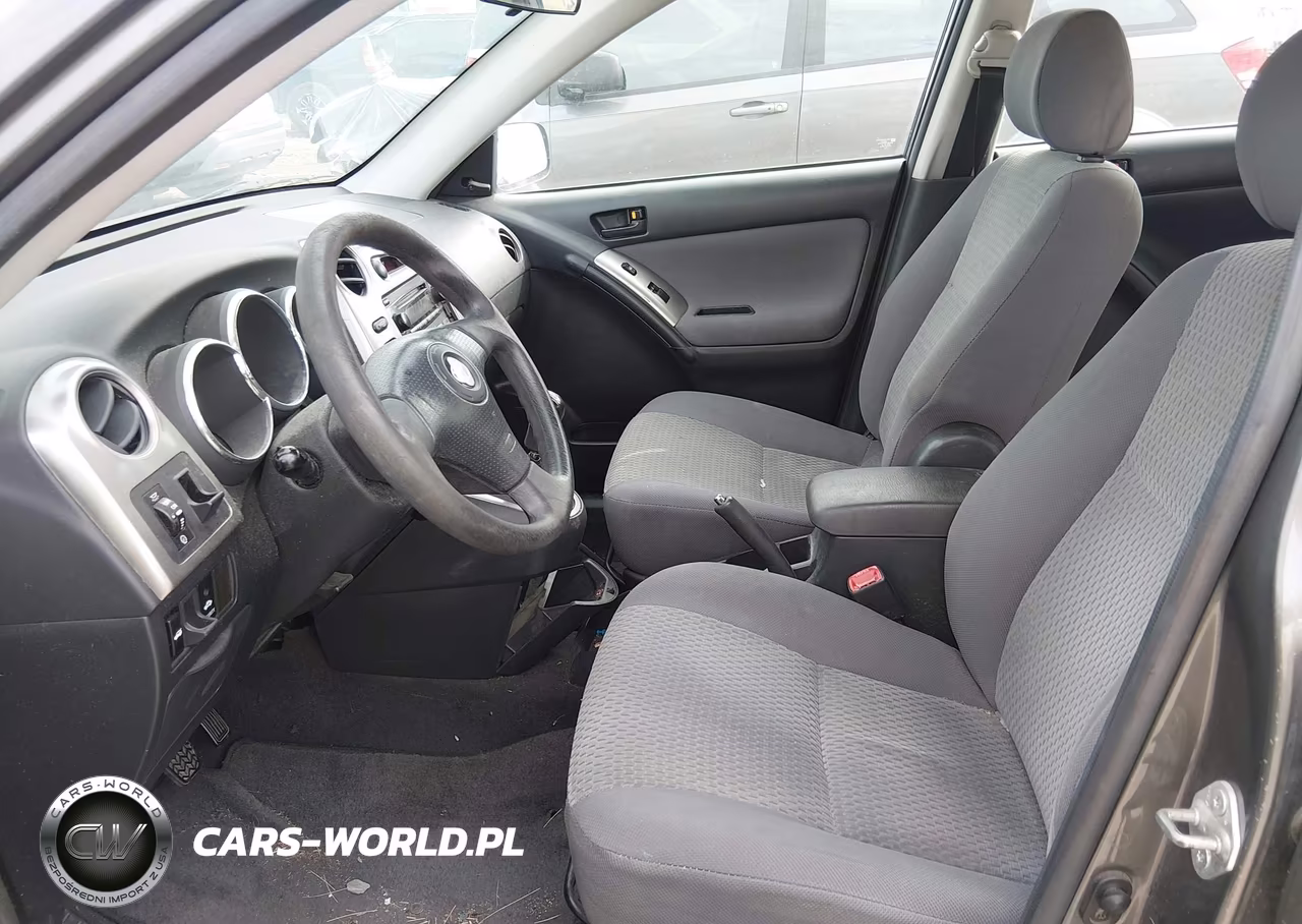 2005 Toyota Matrix VIN:2T1KR32E45C358675 - 5