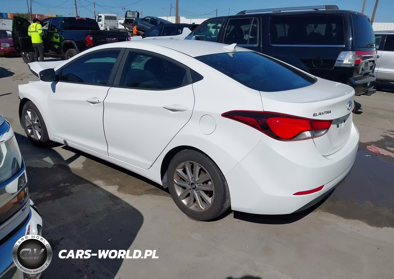 2014 Hyundai Elantra Se VIN:5NPDH4AE9EH468721 - 3