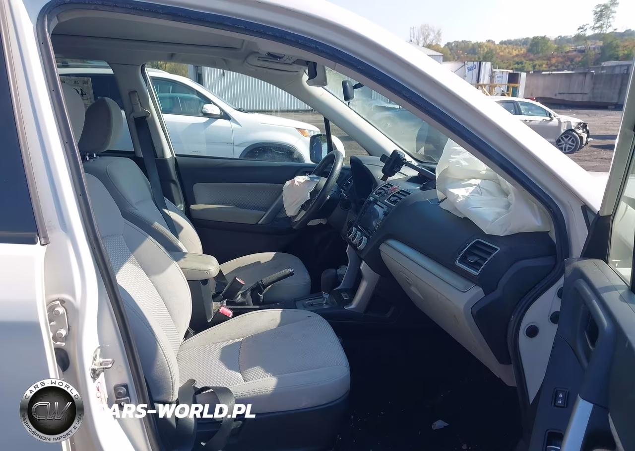 2018 Subaru Forester 2.5I Premium VIN:JF2SJAEC4JH537733 - 5