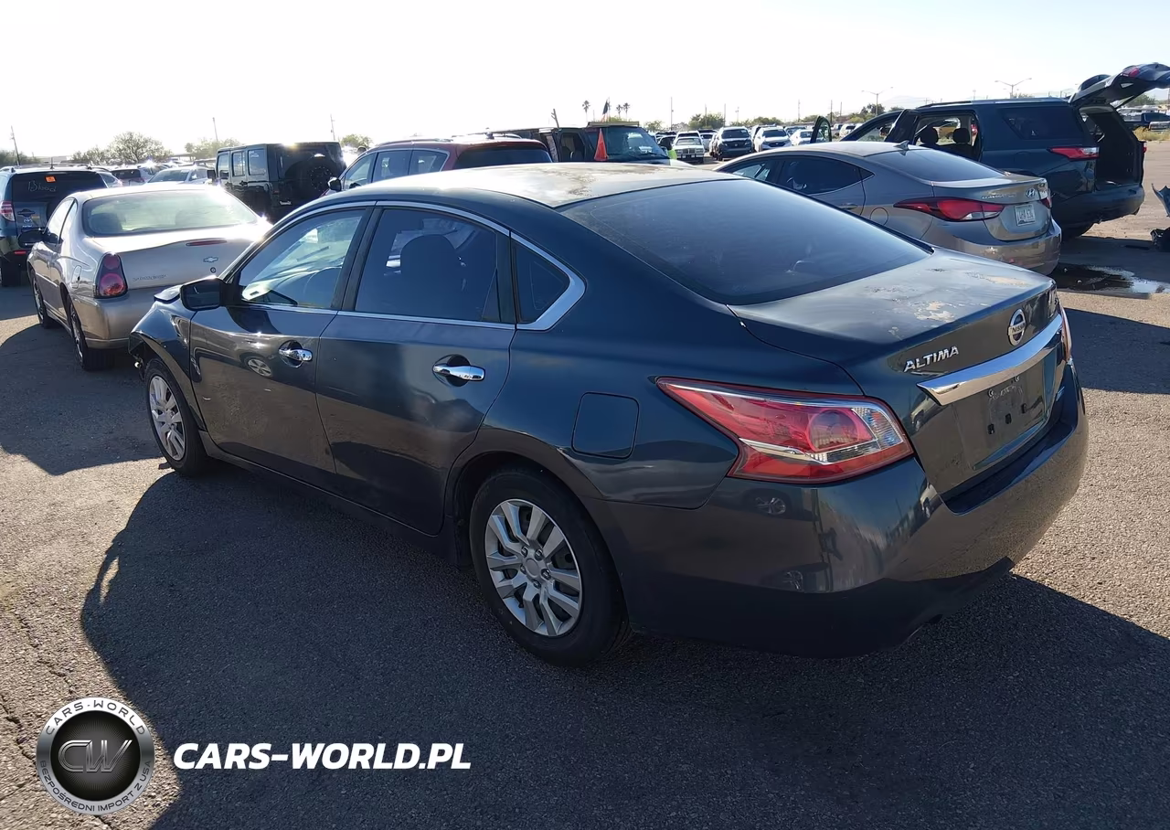 2013 Nissan Altima 2.5 S VIN:1N4AL3AP4DC223483 - 3