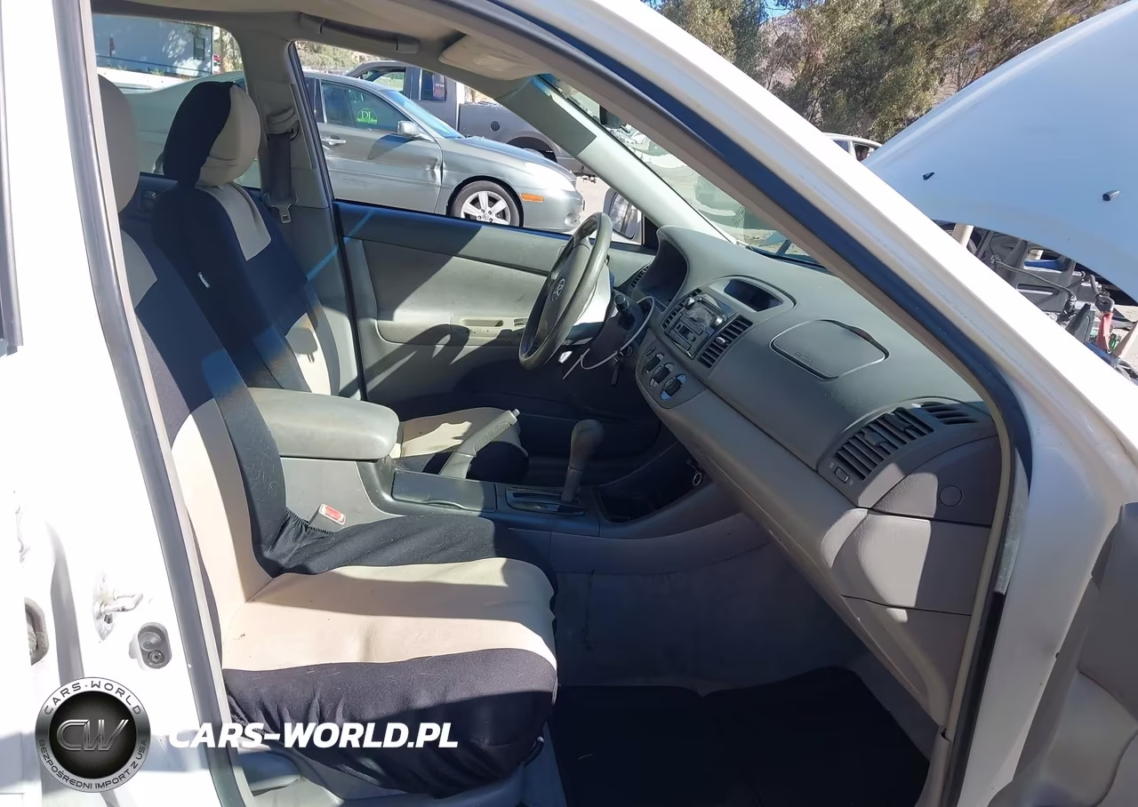 2003 Toyota Camry VIN:4T1BE32K53U230605 - 5