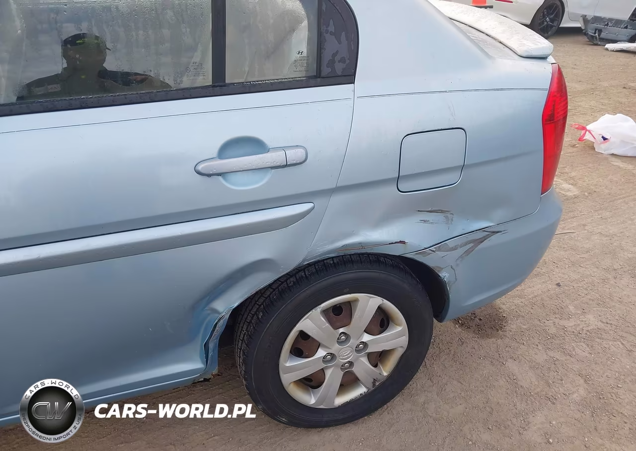 2009 Hyundai Accent Gls VIN:KMHCN46C69U322845 - 6