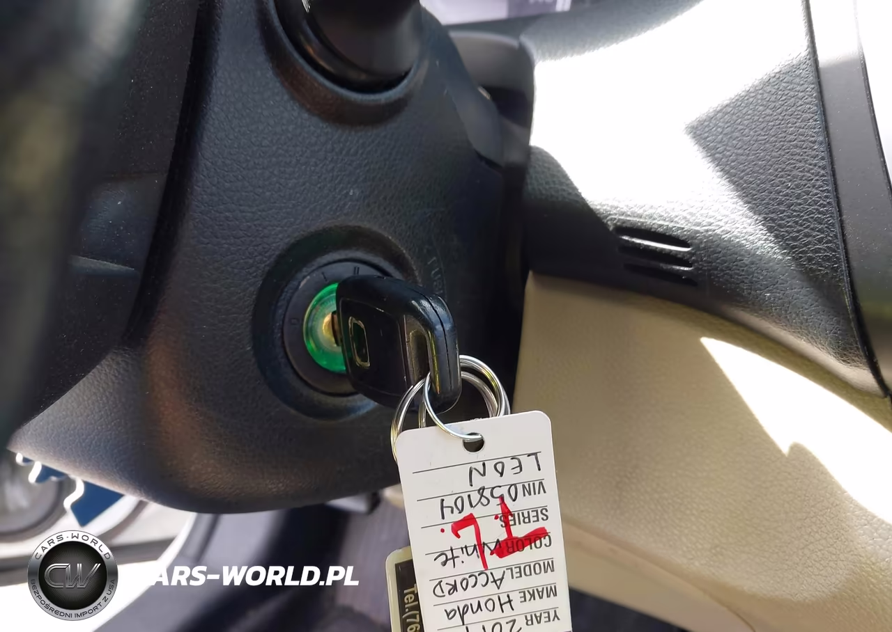 2017 Honda Accord Lx VIN:1HGCR2F34HA058104 - 11
