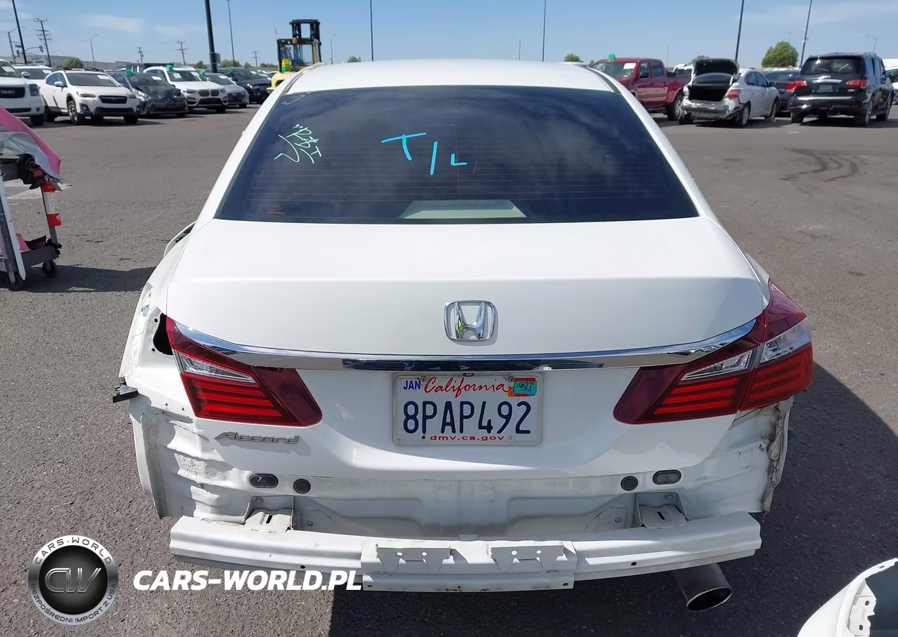 2017 Honda Accord Lx VIN:1HGCR2F34HA058104 - 17