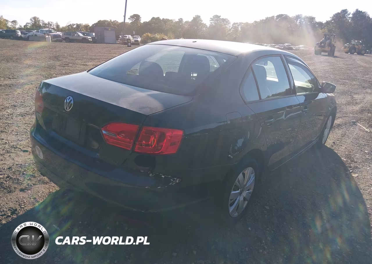 2012 Volkswagen Jetta S VIN:3VW1K7AJXCM337952 - 4