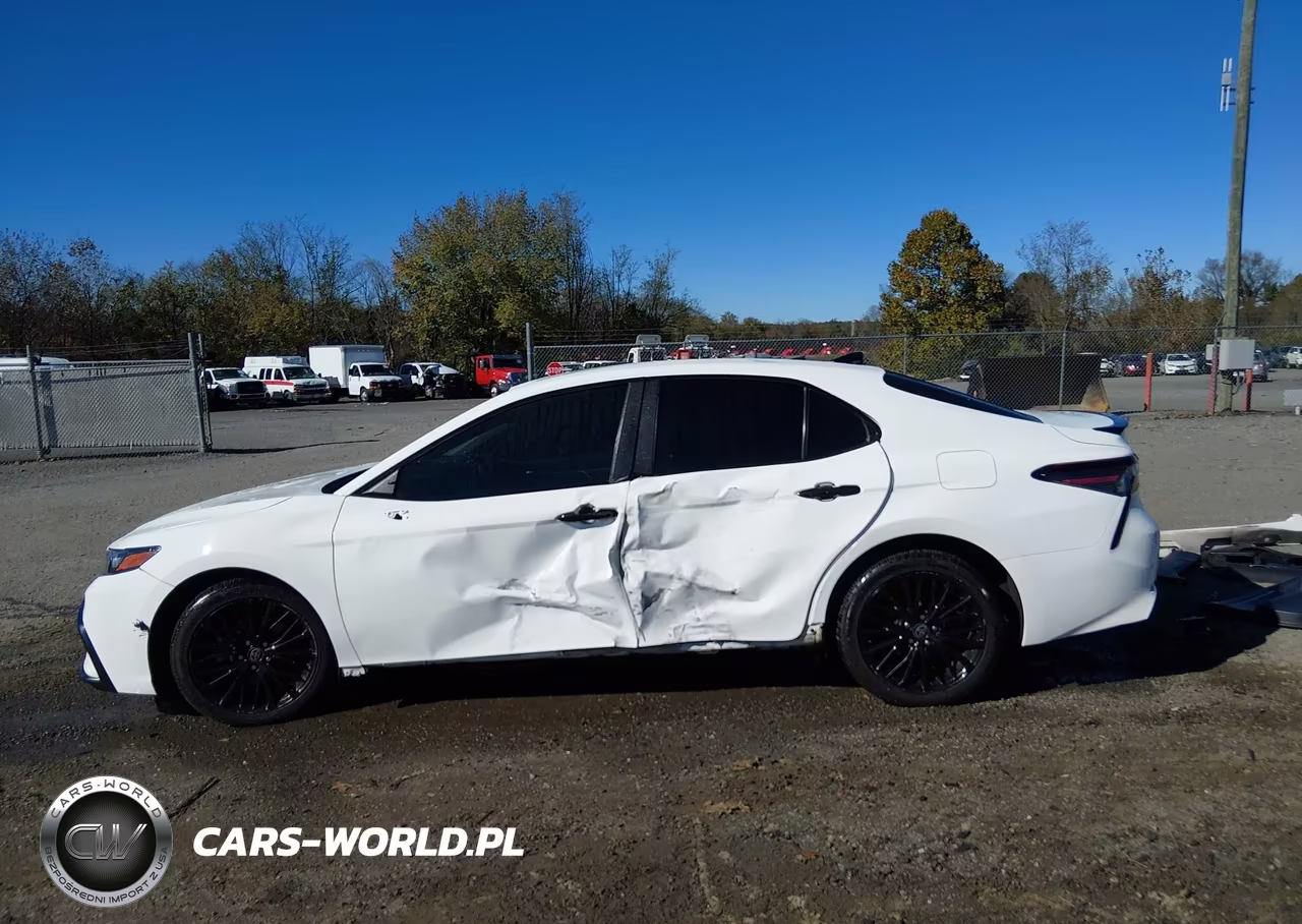 2022 Toyota Camry Nightshade Edition Hybrid VIN:4T1T31AK0NU033523 - 15