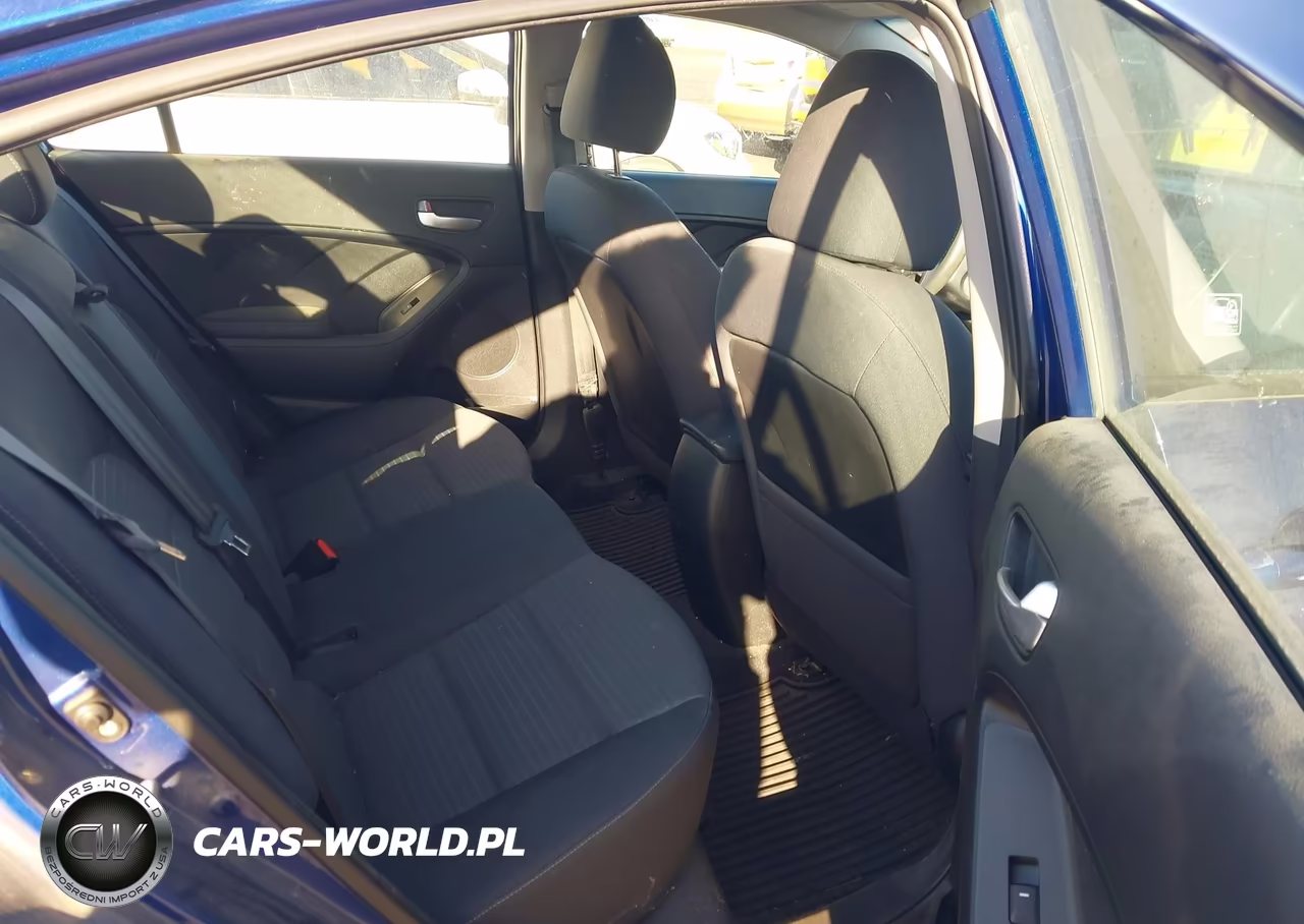 2017 Kia Forte Lx VIN:3KPFL4A75HE144733 - 8
