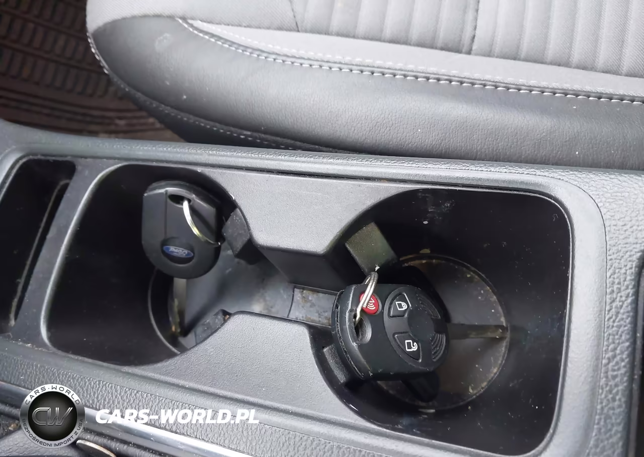 2017 Ford Escape Se VIN:1FMCU0GD4HUB66015 - 11