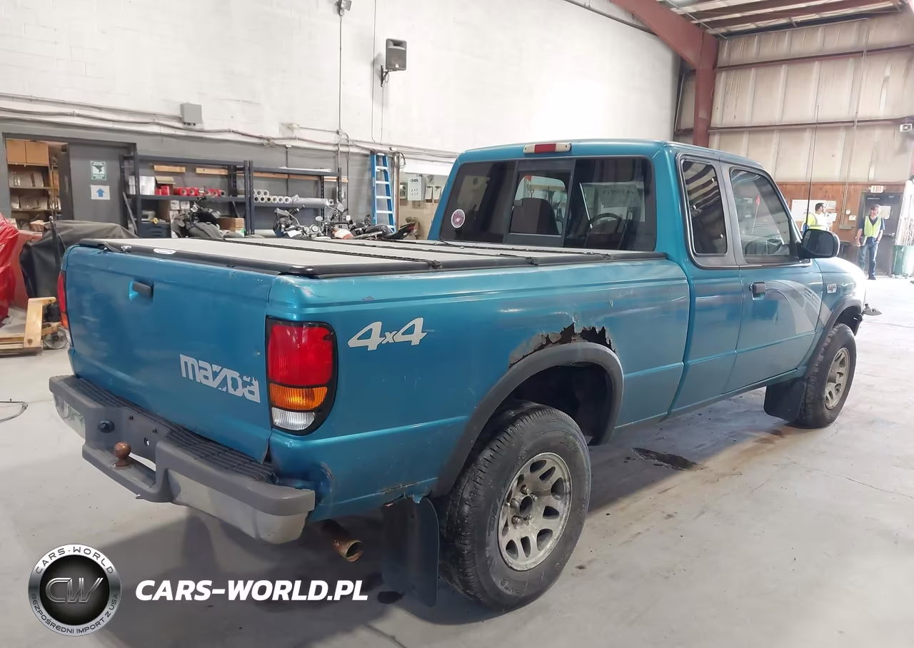 1996 Mazda B4000 Cab Plus VIN:4F4CR17XXTTM14229 - 4