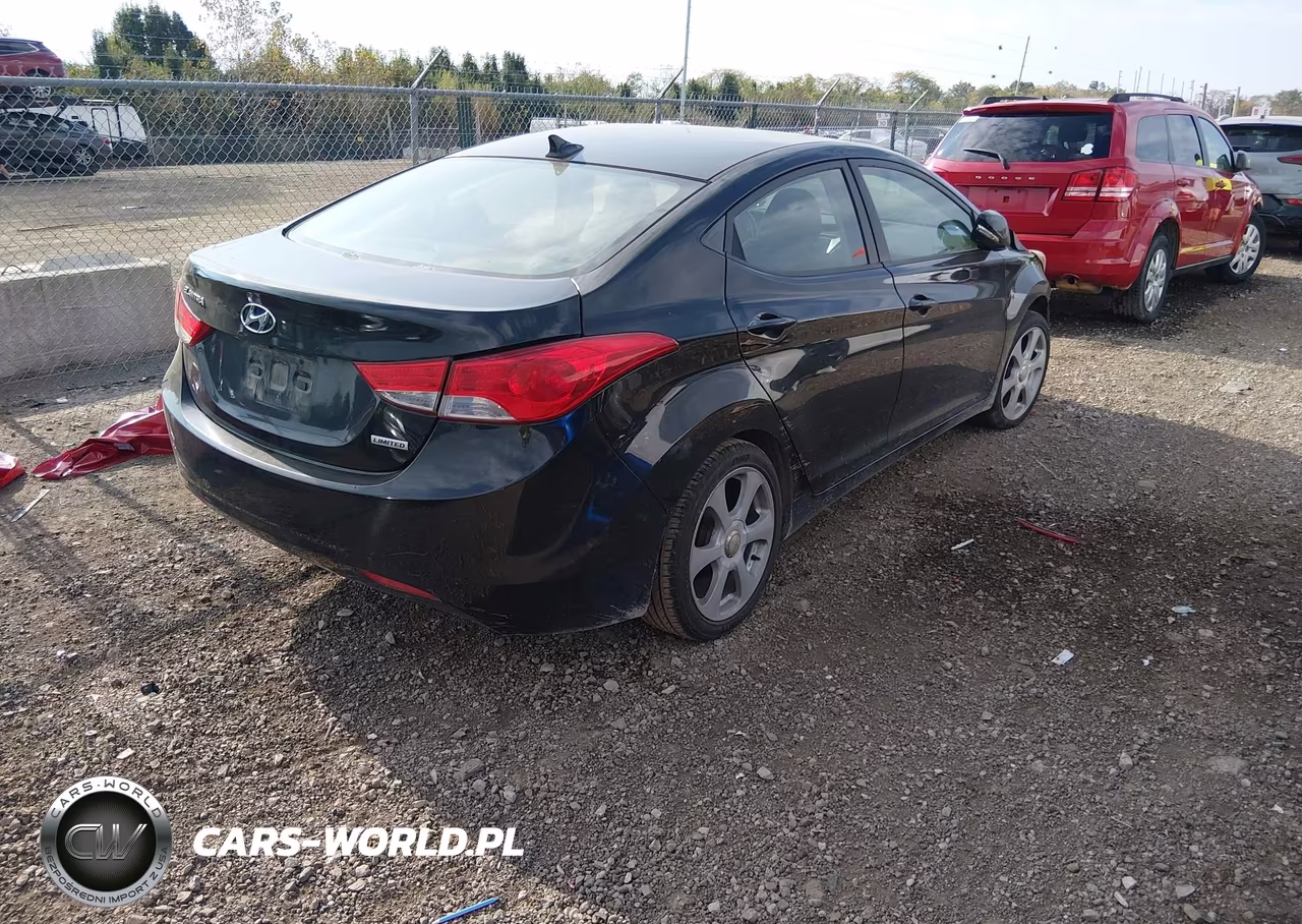 2011 Hyundai Elantra Limited VIN:5NPDH4AE3BH076121 - 4