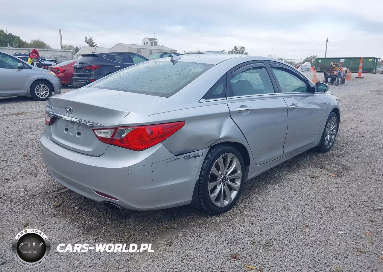 2013 Hyundai Sonata Se VIN:5NPEC4AC8DH693969 - 4