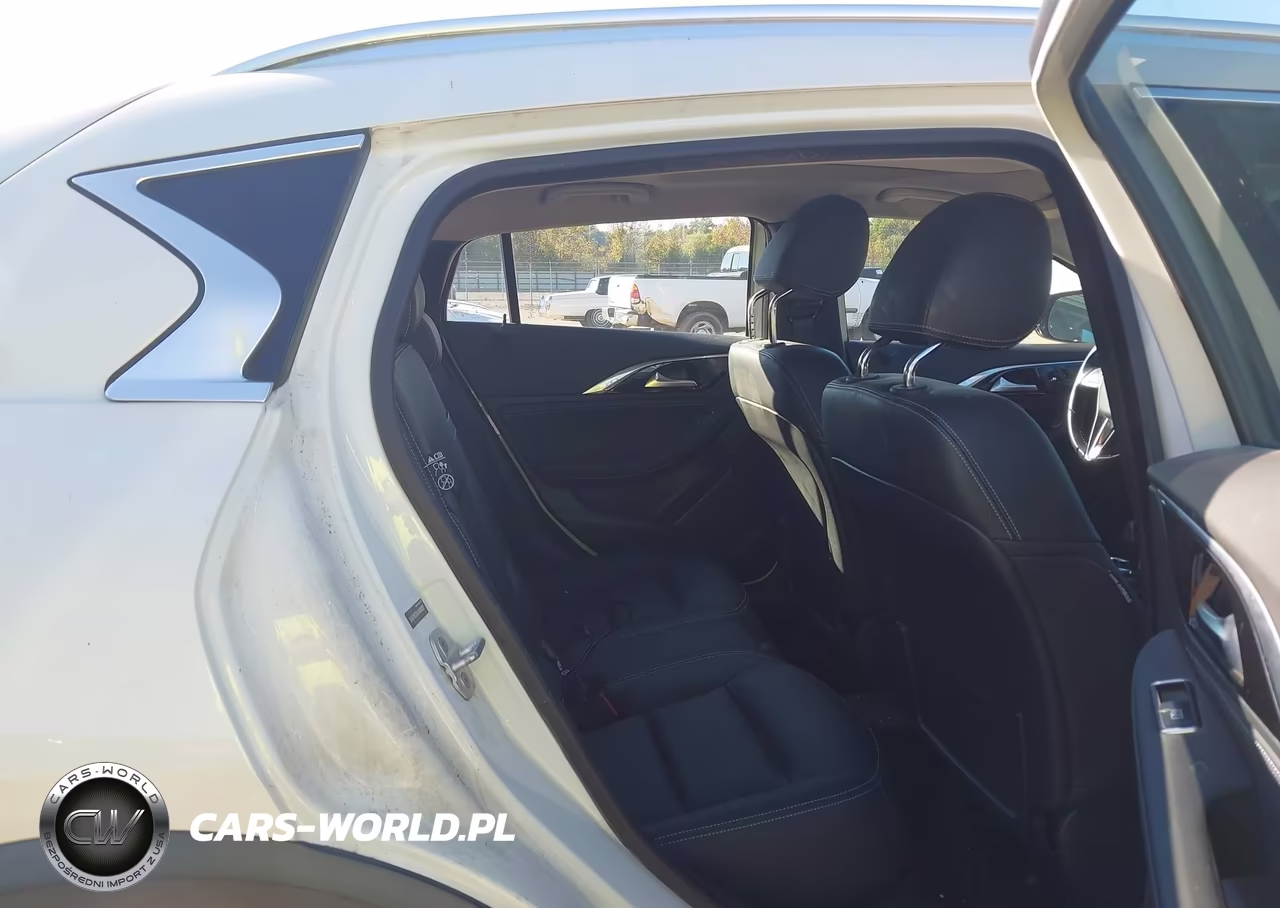2018 Infiniti Qx30 Premium VIN:SJKCH5CRXJA058297 - 8