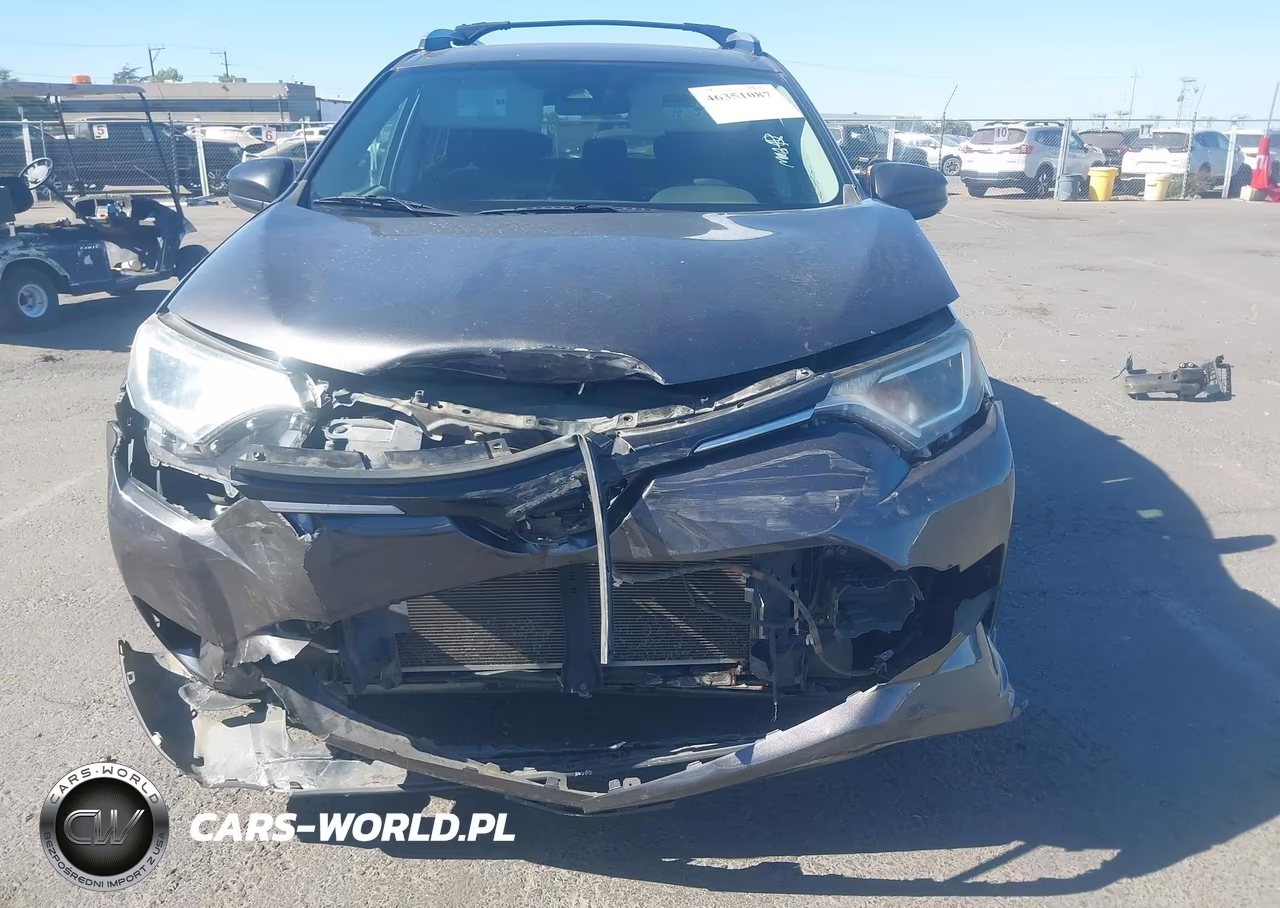 2017 Toyota Rav4 Le VIN:2T3BFREV2HW598549 - 13