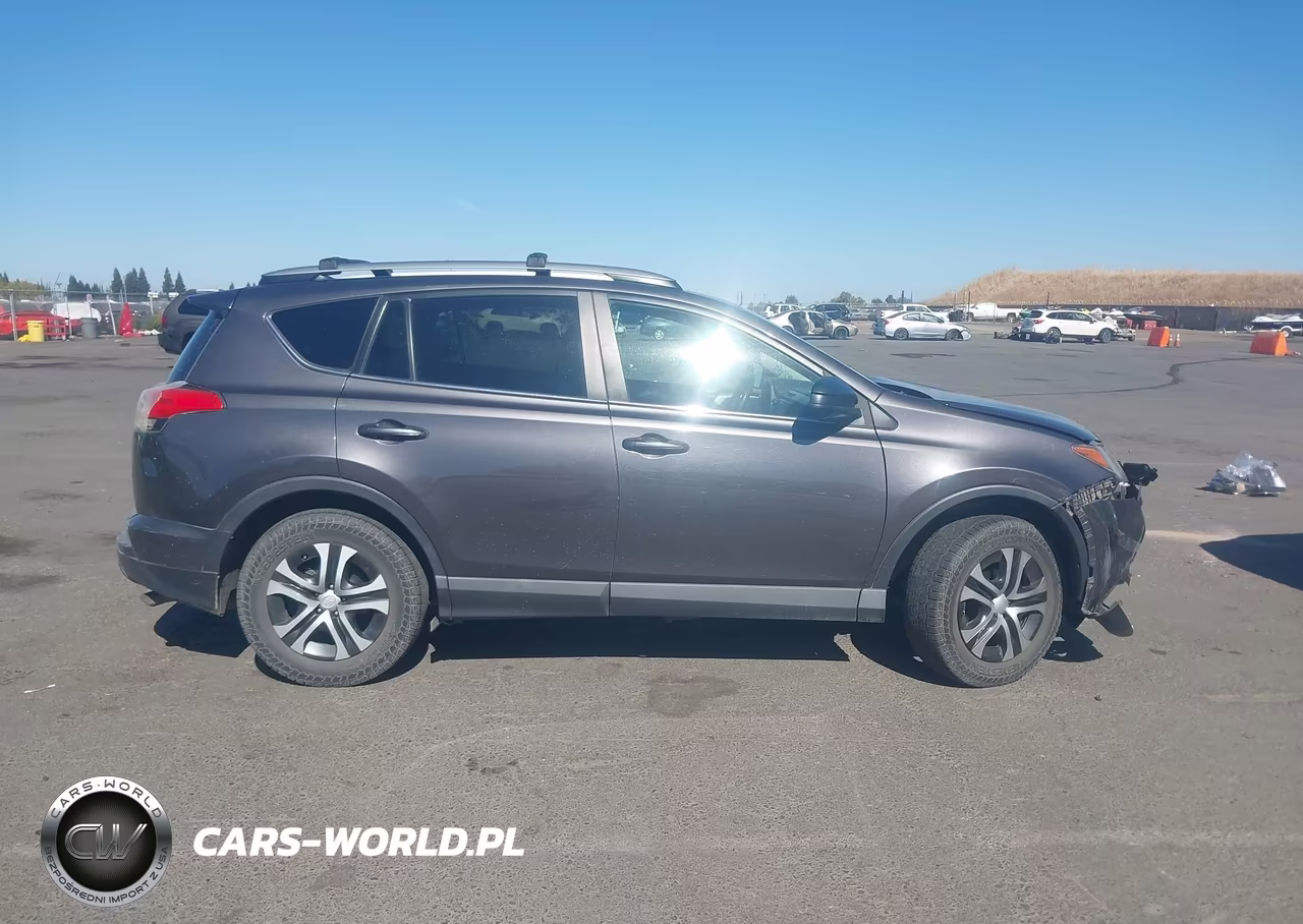 2017 Toyota Rav4 Le VIN:2T3BFREV2HW598549 - 14