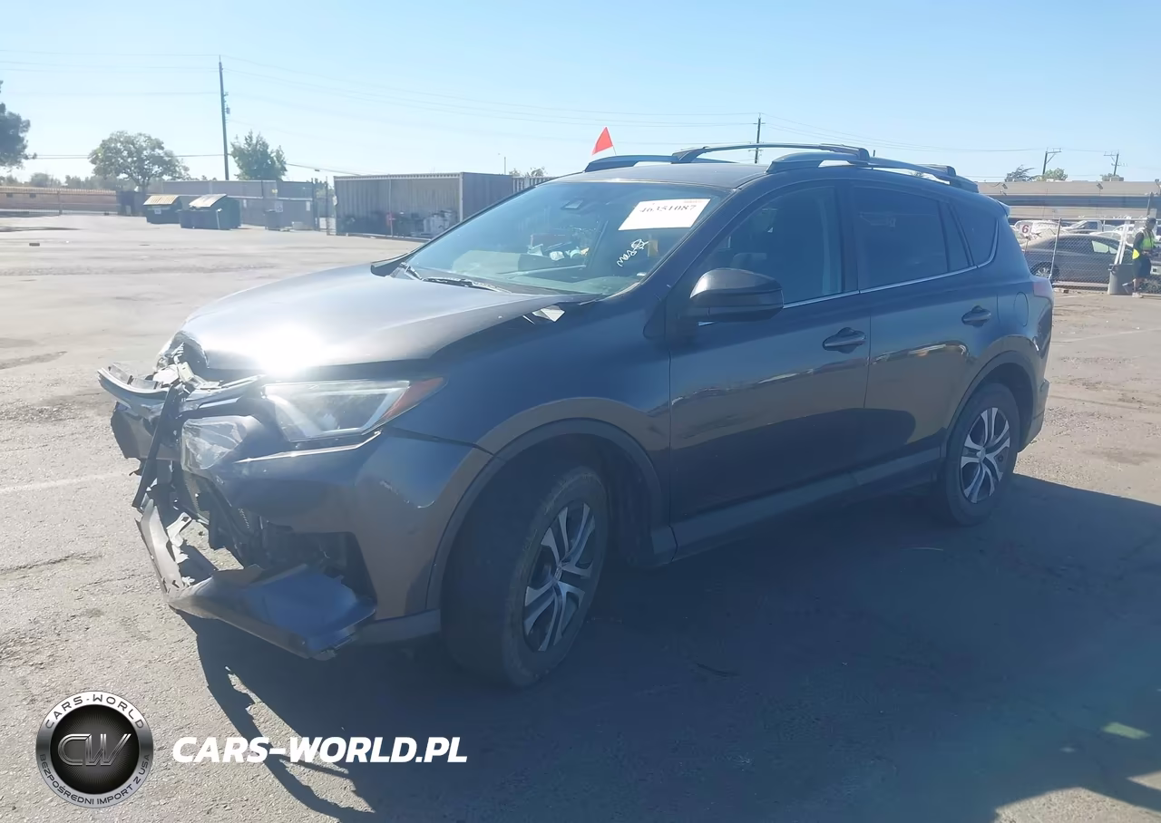 2017 Toyota Rav4 Le VIN:2T3BFREV2HW598549 - 2