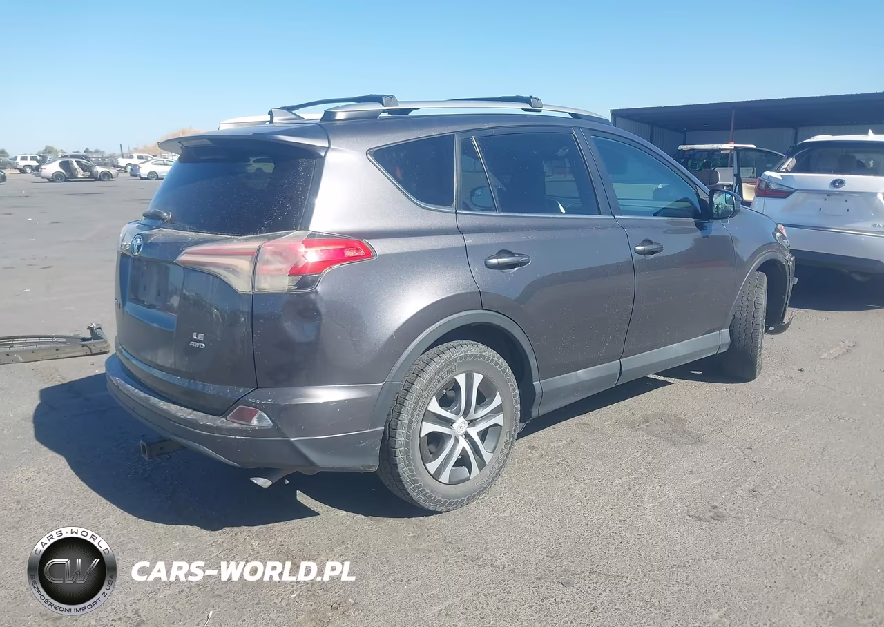 2017 Toyota Rav4 Le VIN:2T3BFREV2HW598549 - 4
