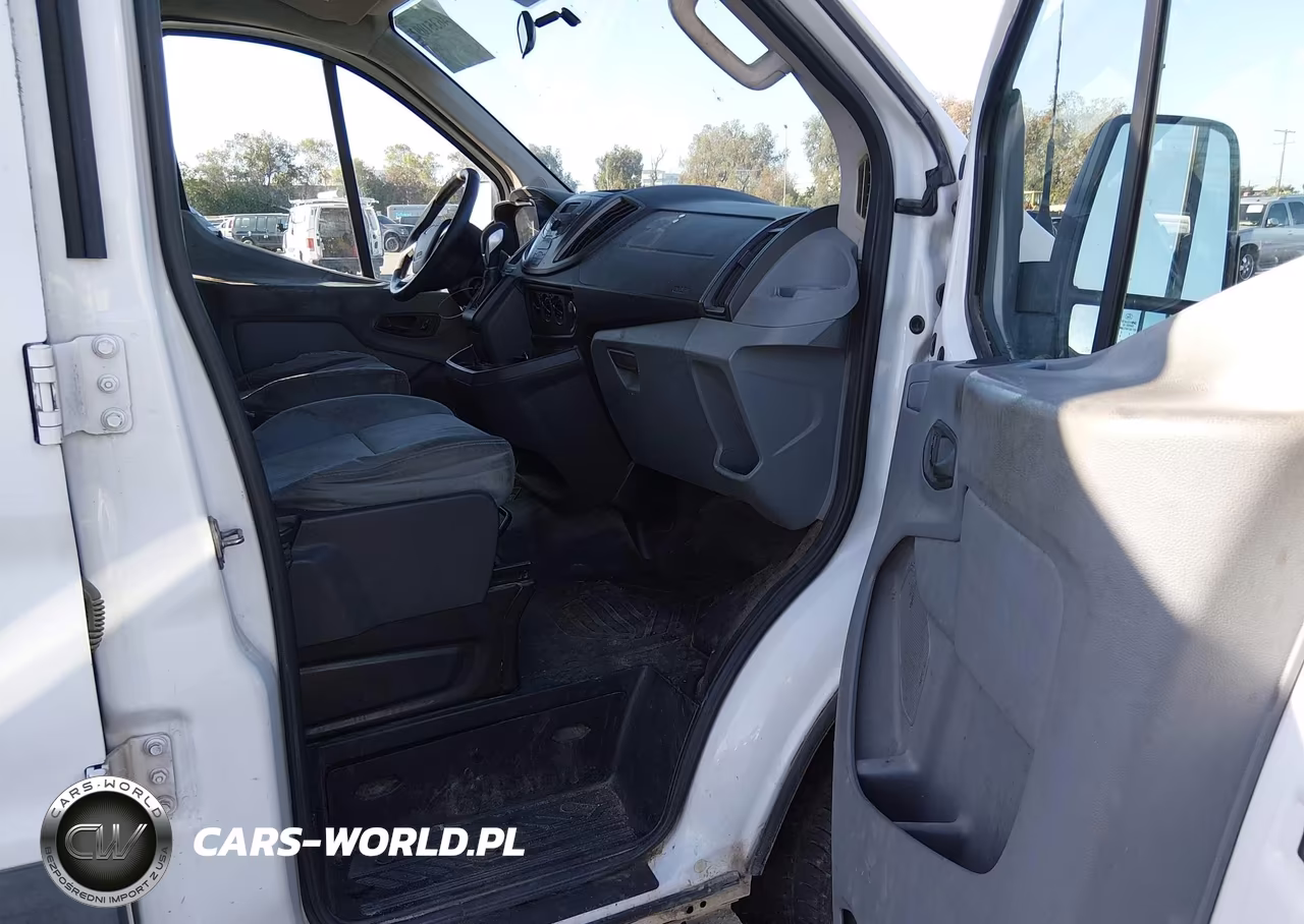 2015 Ford Transit-250 VIN:1FTNR1ZM2FKA34462 - 5