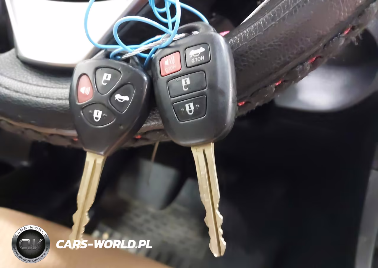 TOYOTA COROLLA L VIN:2T1BURHE9EC024506 - 11