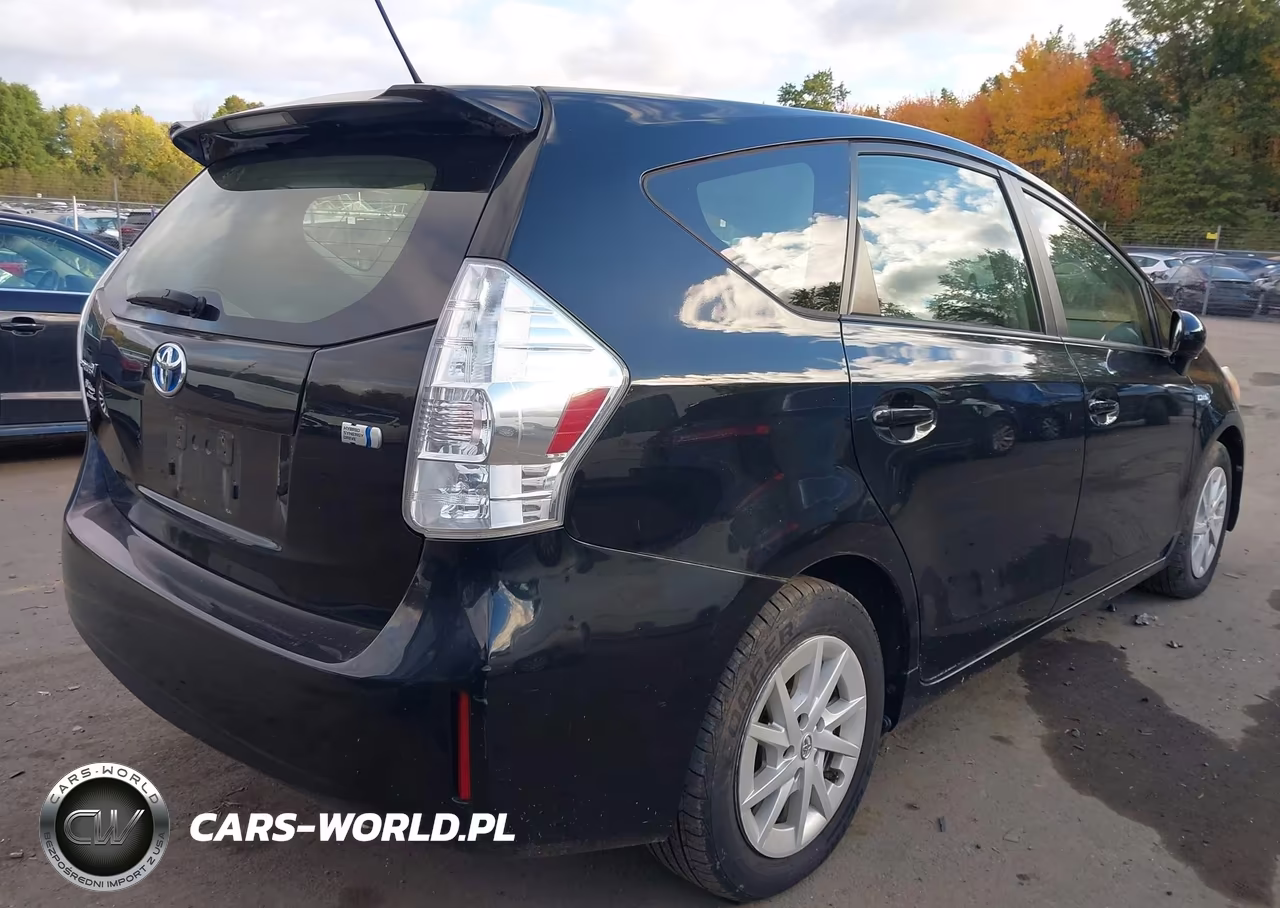 2014 Toyota Prius V Three VIN:JTDZN3EUXE3291733 - 4