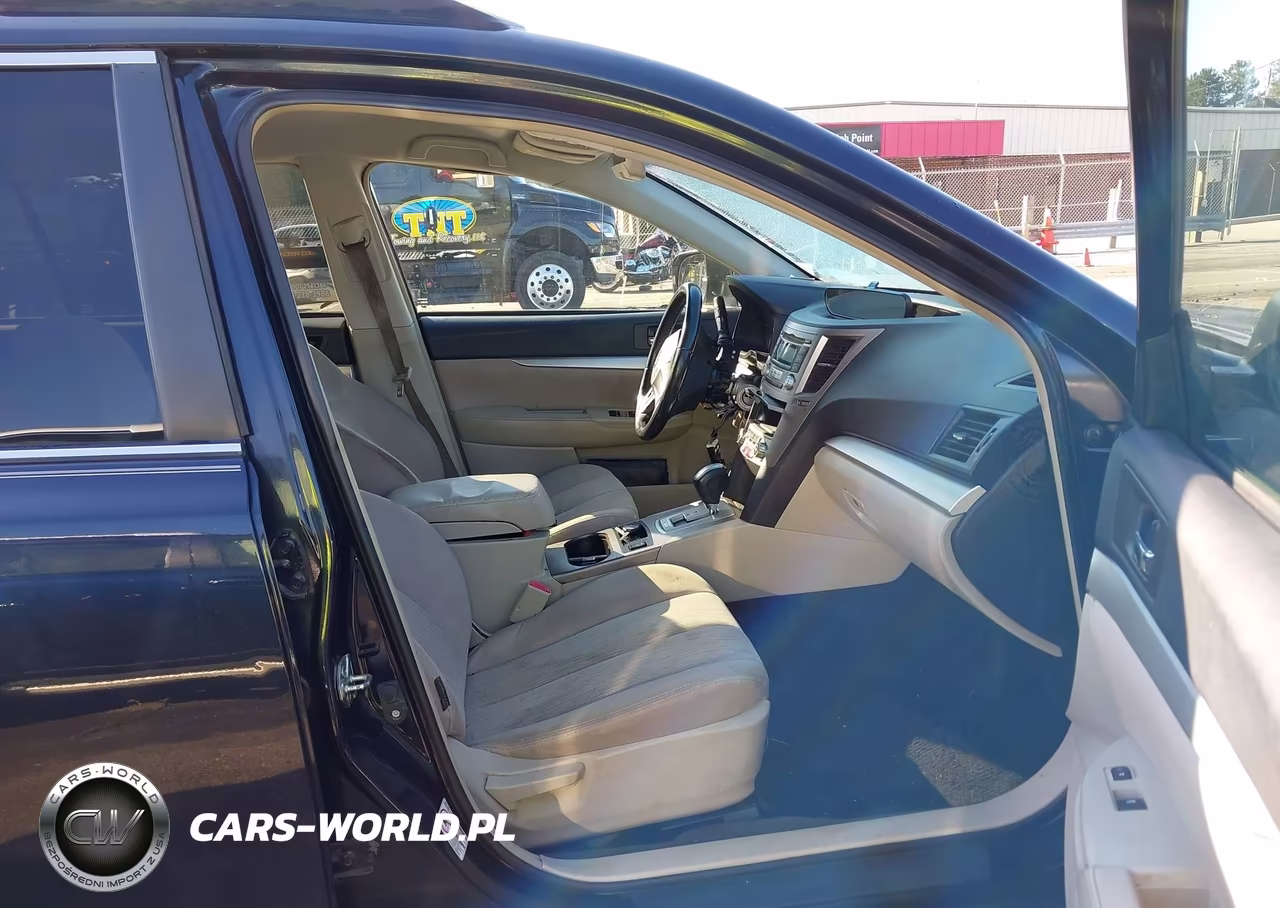 2013 Subaru Outback 2.5I Premium VIN:4S4BRBCCXD3265749 - 5
