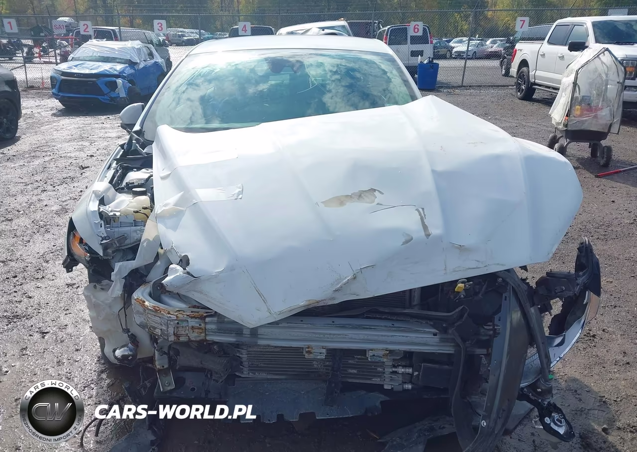 2020 Ford Fusion Hybrid Se VIN:3FA6P0LU6LR101705 - 12
