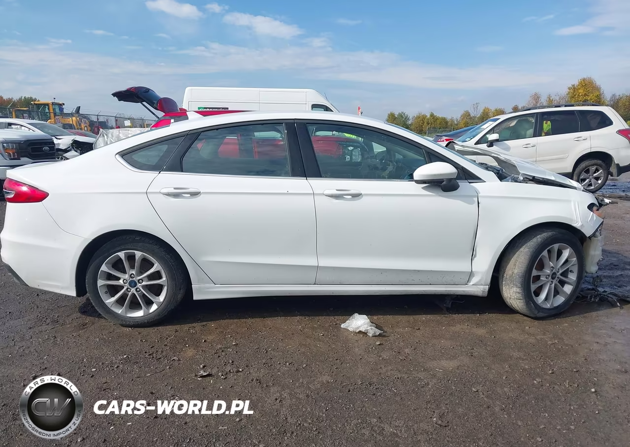 2020 Ford Fusion Hybrid Se VIN:3FA6P0LU6LR101705 - 13