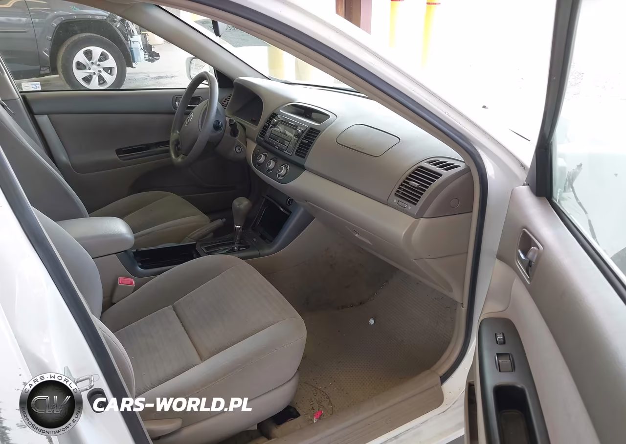 2005 Toyota Camry Le VIN:4T1BE32K95U017854 - 5