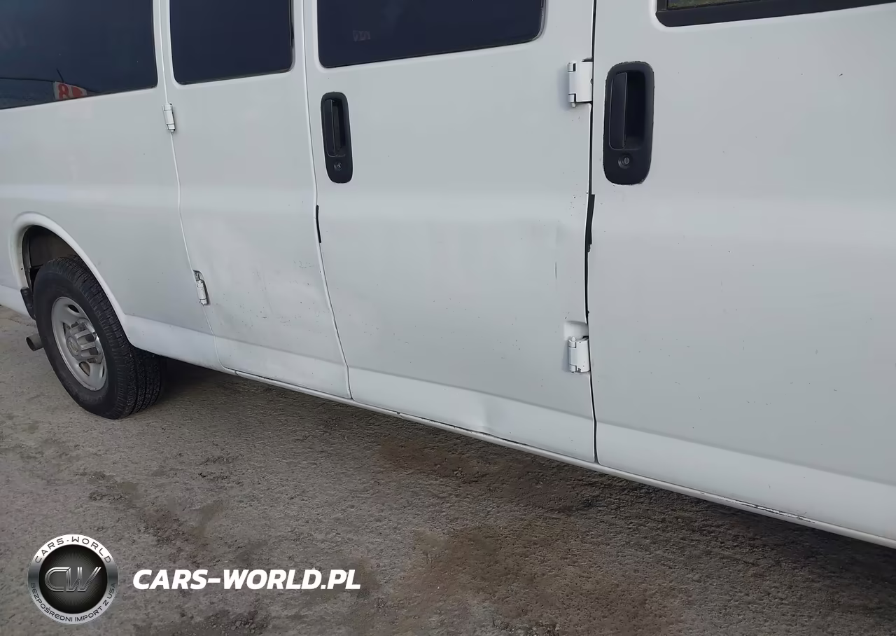 2003 Chevrolet Express VIN:1GAHG39U031210952 - 6