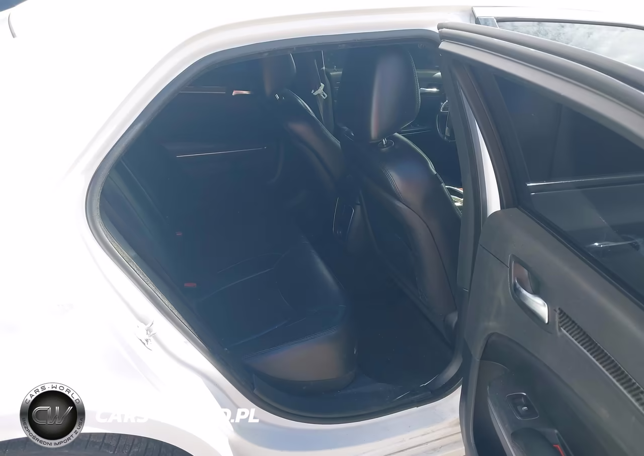 2012 Chrysler 300 Limited VIN:2C3CCACG7CH179256 - 8
