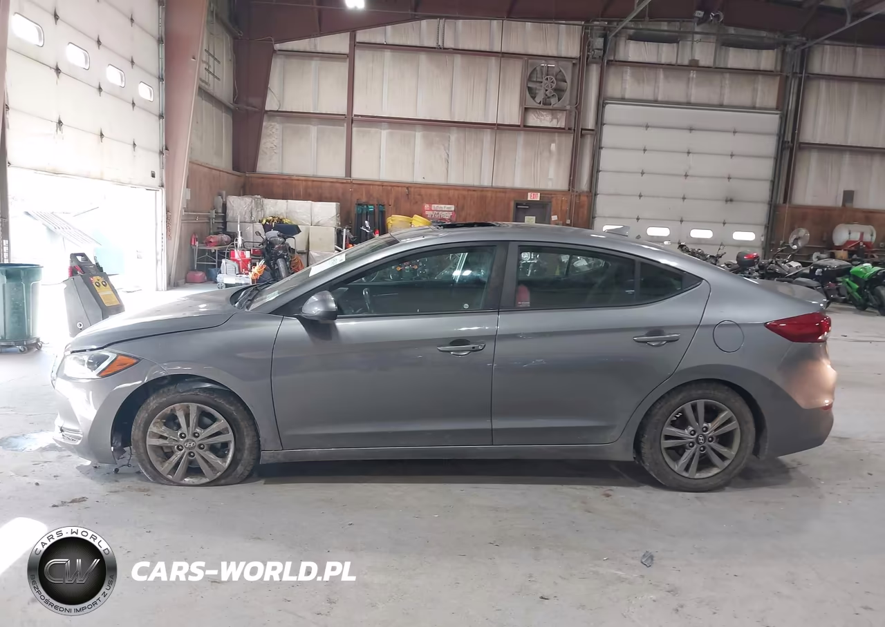 2018 Hyundai Elantra Value Edition VIN:5NPD84LF9JH370465 - 14