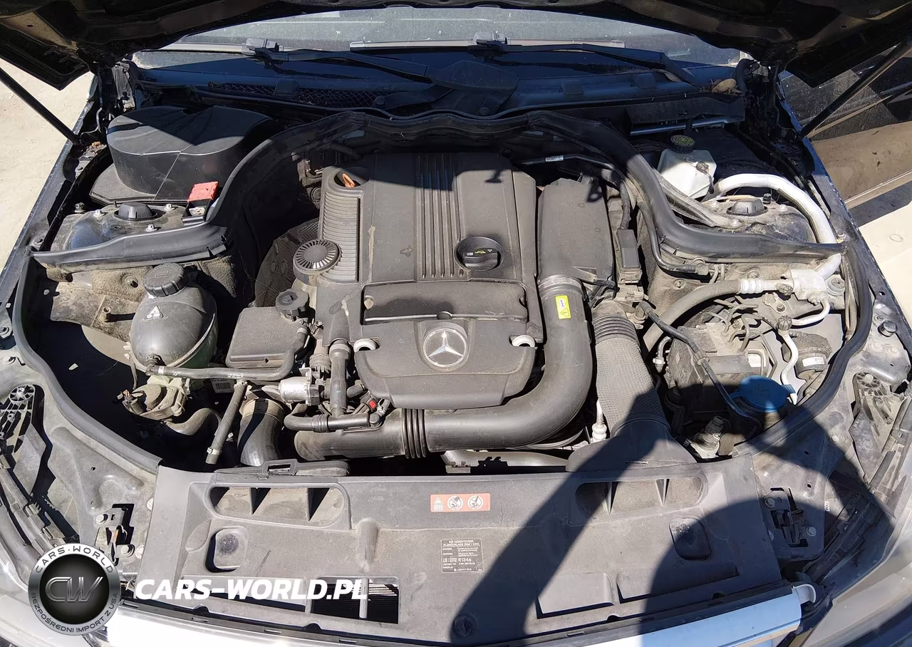 2012 Mercedes-Benz C 250 Sport VIN:WDDGF4HBXCA645446 - 10