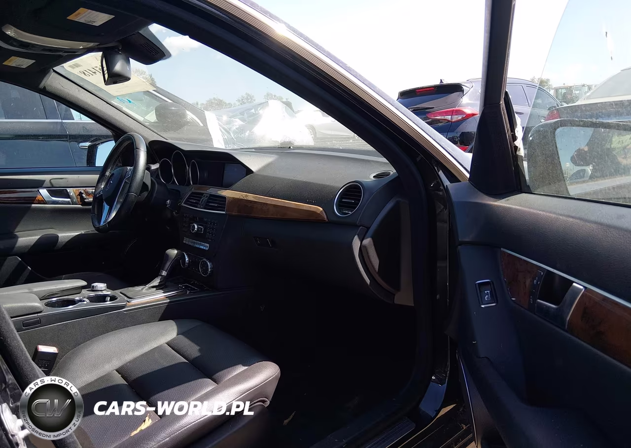 2012 Mercedes-Benz C 250 Sport VIN:WDDGF4HBXCA645446 - 5